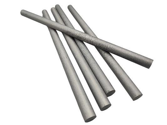 Çarpışmaya dayanıklı katı çimento yapısı olan Metallik Gümüş Tungsten Karbid çubukları