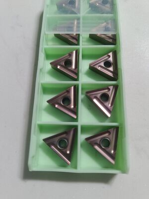 Dayanıklı Karbid Cnc Kesme Dönüştürme Eklemeleri TNMG160408 Üretimliliği ve Araç Hayatını Artıran İşlem Operasyonları için Tasarlanmıştır
